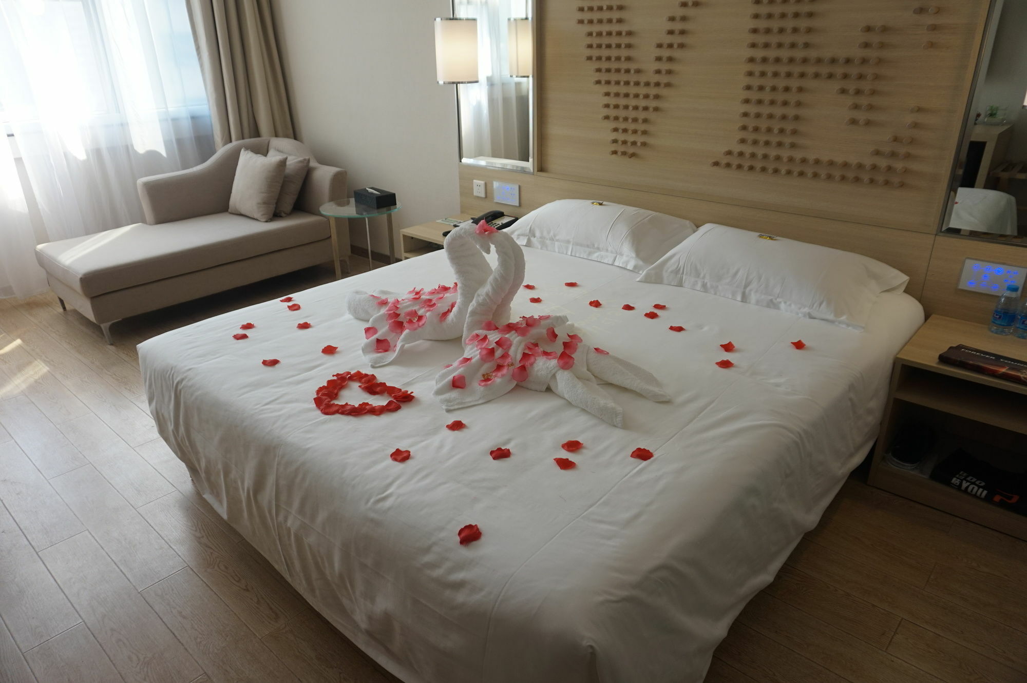 Orange Hotel Select Luohu Shenzhen Exterior photo